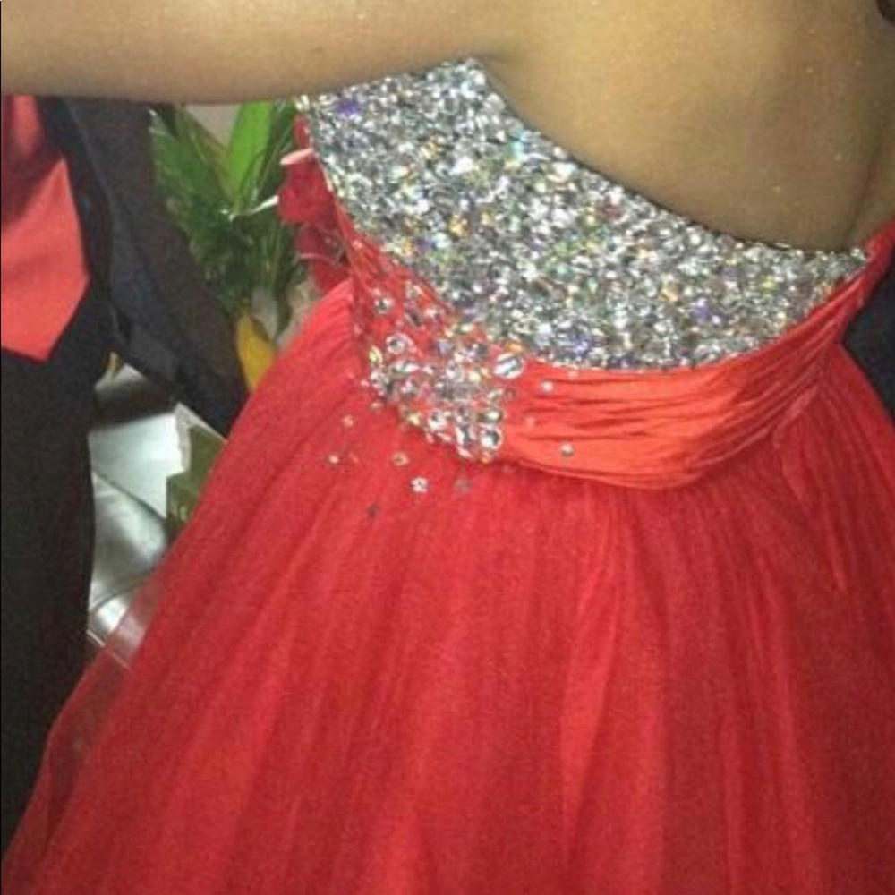 Dress - Picture 2 of 6